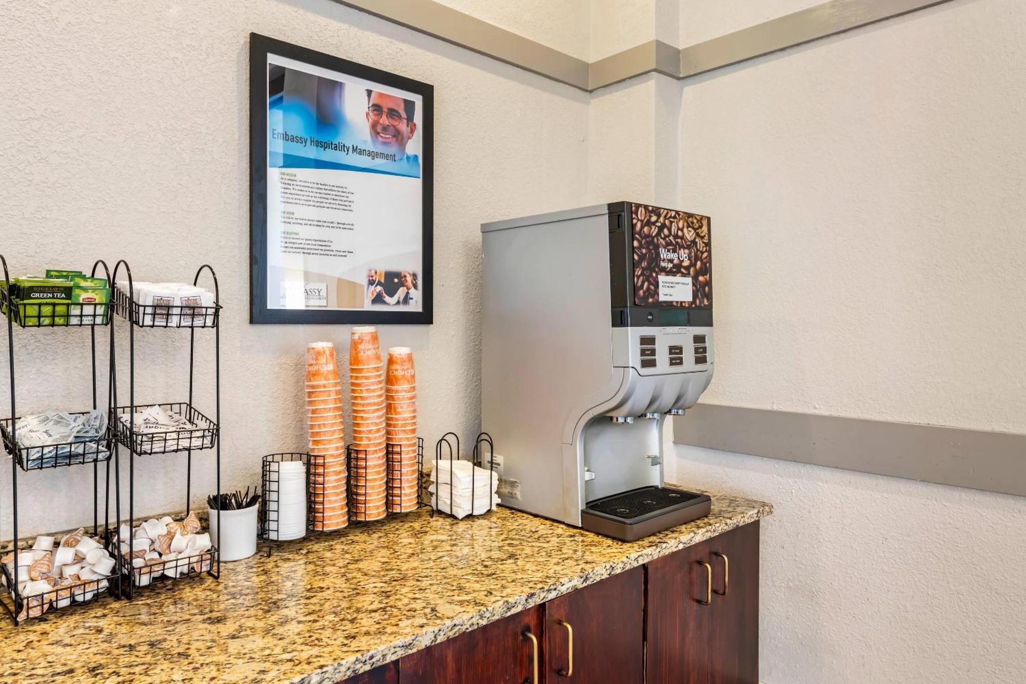 Comfort Inn Msp Airport - Mall Of America Блумингтон Экстерьер фото